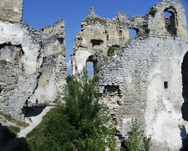 sulov_01.jpg (68171 bytes)