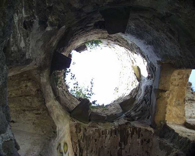 sulov_15.jpg (34535 bytes)